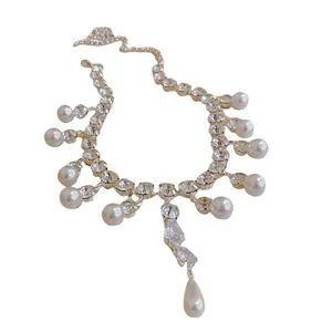 Collier de perles de luxe français élégant avec cristaux de zircon en forme de goutte