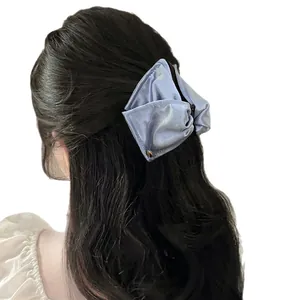 Elegante grande fermaglio per capelli a triangolo in tessuto di raso blu in stile coreano