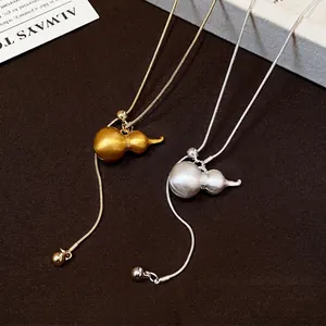 Elegant minimalist brushed gourd pendant necklace with adjustable drawstring sweater chain