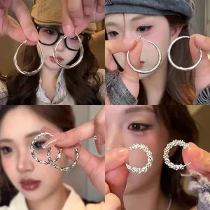 Vintage Metal Oval Hoop Earrings For Women Lightweight Silver Earring Post Gold Silver Plated Minimalist Geometric Fashion Jewelry Gift