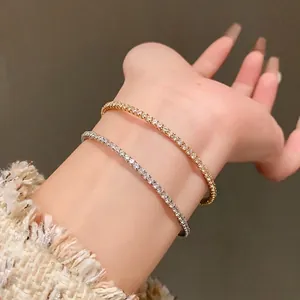 Bracelet Jonc Ouvert Géométrique Minimaliste en Zirconia pour Femmes Cuivre Plaqué Or Argent Réglable Bijoux de Mode Cadeau