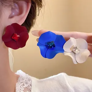Vintage Painted Metal Flower Stud Earrings With 925 Sterling Silver Earring Post Elegant Rhinestone Floral Earrings For Women