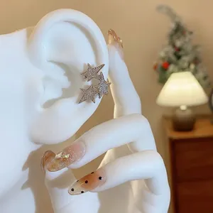 Elegante ear cuff a stella con zirconi per orecchie senza buco, gioielli di tendenza.