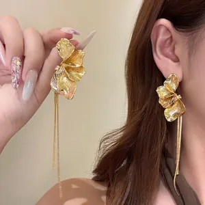 Orecchini a Nappa a Forma di Fiore in Lega Con Perno in Argento Sterling 925 Orecchini Lunghi Pendenti in Stile Occidentale Donna
