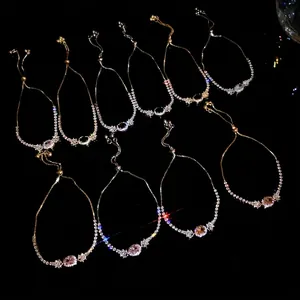 Elegantes Armband-Set mit ovalem Zirkonia-Anhänger, verstellbar, in Roségold und Silber.