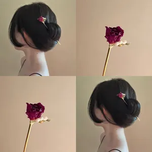Pic à Cheveux Romantique avec Rose Éternelle Nouveau Style Chinois Vintage Floral Alliage Perle Artificielle Pompon Coiffure pour Femmes Mariage Fête Bijoux