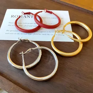 Fashion Simple Round Geometric Hoop Earrings High-End Alloy Earring For Women Commute Design Jewelry Minimalist Ear Accessory