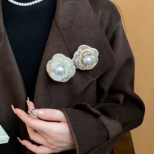 Elegant Camellia flower brooch with pearl center in tweed and woven style for coat