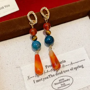 Orecchini pendenti vintage etnici con pietre colorate e ciondoli a goccia in corniola