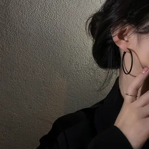 Fashion Geometric Black Metal Hoop Earrings With 925 Sterling Silver Earring Post Minimalist Cool Style Women Jewelry