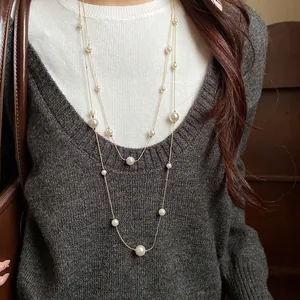 French retro double-layer necklace with elegant pearls for women's stylish sweaters