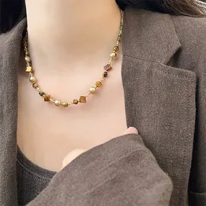 Vintage Maillard Style Necklace Irregular Tiger Eye Artificial Pearl Beaded Necklace For Women Gold Plated Alloy Clavicle Chain Jewelry