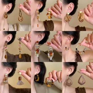 Vintage Maillard Style Coffee Resin Floral Tassel Earrings Alloy Rhinestone Inlaid 925 Sterling Silver Post Earrings For Women