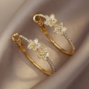 Gold Plated Alloy Floral Hoop Earrings With 925 Sterling Silver Earring Post Rhinestone Inlaid Sweet Cool Style For Women Jewelry Gift