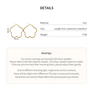 Detailed specifications for gold-colored flower-shaped hoop earrings with 4cm diameter