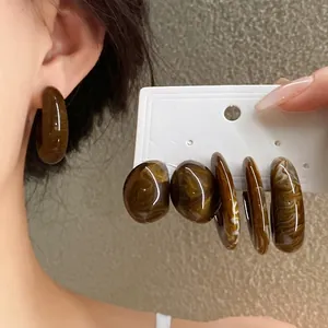 Vintage brown marbled acrylic C-shaped hoop earrings for women stylish jewelry