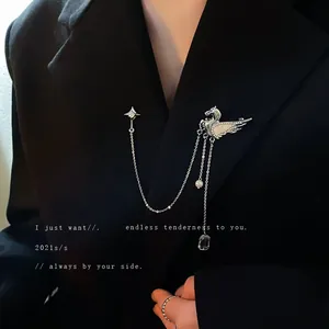 Vintage Pegasus Stern Quaste Brosche Legierung Strass Künstliche Perle Japanischer Stil Brustnadel Für Damen Kleidung Zubehör Geschenk