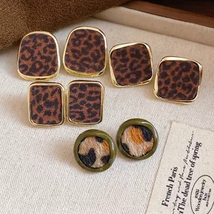 Boucles d'Oreilles Clous Géométriques Flocage Imprimé Léopard Vintage Avec Tige en Argent Sterling 925 Style Maillard Boucles d'Oreilles en Alliage