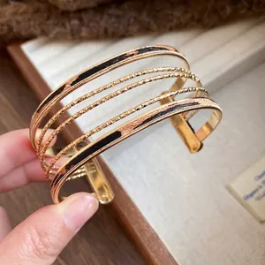 Statement European American Style Iron Leather Patchwork Open Bangle Bracelet Simple Gold Leopard Print Jewelry For Women