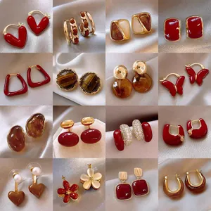 Vintage Hong Kong Style Red Brown Artificial Stone Alloy Stud Earrings With 925 Sterling Silver Earring Post For Women Maillard Style Geometric Earrings