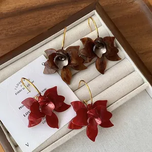 Vintage Harz Blumen Ohrhänger Mit 925 Sterling Silber Ohrstecker-Stift Leichter Luxus Nische Floral Damen Modeschmuck