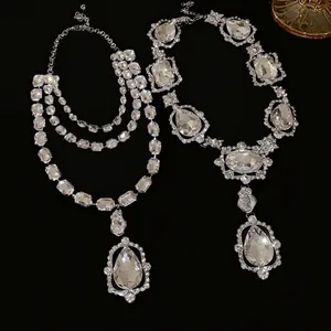 Vintage Übertriebene Legierung Strass Wassertropfen Geometrische Halskette Für Damen Silber Farbe Elegante Anhänger Choker Party Schmuck