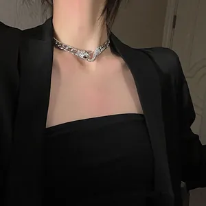 Hip Hop Legierung Schlange Anhänger Halskette Strass Panzerkette Choker Für Damen Silber Farbe Gotischen Modeschmuck Accessoires