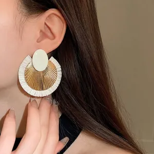 Orecchini a Bottone Tondi in Rafia Intrecciata Esagerati per Donna Vintage Fatti a Mano Lega Oro Frangia Bianca Orecchini Boho