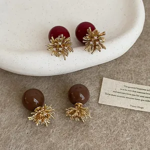 Eleganti orecchini a lobo a forma di fuoco d'artificio con cristalli e perle per donne