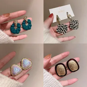 Vintage Geometric Stud Earrings With 925 Sterling Silver Earring Post Alloy Resin Artificial Pearl Rhinestone Jewelry For Women