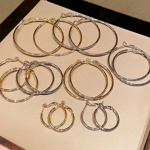 Minimalist Metal Round Circle Hoop Earrings With 925 Sterling Silver Earring Post Gold Silver Plain Loop Geometric Jewelry For Women