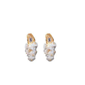 Elegant 18K gold plated square crystal earrings featuring white baroque flower details