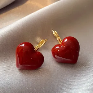 Vintage Ankara Red Heart Drip Oil Hoop Earrings For Women Light Luxury Copper Gold Plated Heart Shaped Ear Buckle Fashion Commuter Jewelry