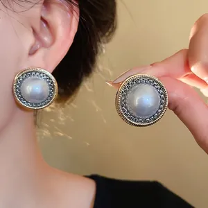 Orecchini a Bottone con Perle Artificiali Tondi Vintage Francese Con Perno in Argento Oro Argento Bicolore Gioielli in Lega per Donna