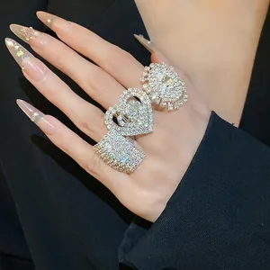 Anello Aperto Regolabile in Ferro Con Strass Intarsiato Stile Europeo Quadrato Cuore Fiore Vintage Moda Squisito Gioielli Donna Anello