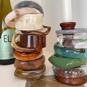 Modieuze macaron marmeren acryl armbanden met elegante wervelpatronen voor dames