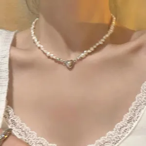 Elegant Baroque pearl necklace with heart pendant for women, dainty clavicle chain