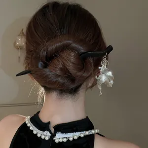 Pic à cheveux chinois vintage avec pompon de poisson en argent pour Hanfu et Cheongsam