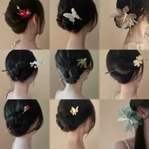 New Chinese Style Butterfly Flower Hairpin Elegant Ethereal Alloy Hair Stick Tassel Ancient Hair Fork For Women Daily Hair Styling Accessory