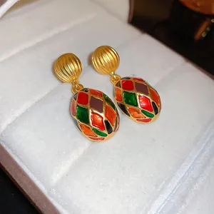 Orecchini a pendente vintage in smalto geometrico con motivo arlecchino multicolore