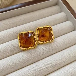 Retro Maillard brown resin geometric square stud earrings with gold twisted frame details