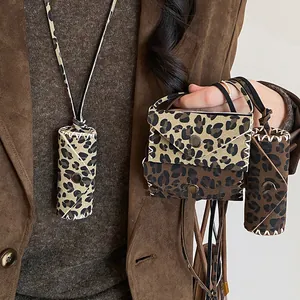 Vintage Leopard Print Synthetic Leather Mini Bag Pendant Necklace Maillard Style Handmade Choker For Women Retro Fashion Accessory