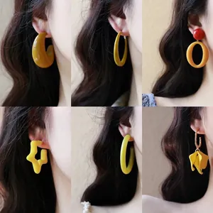 Women Yellow Flower Geometric Earrings Simple Fashion Sweet Temperament Versatile Stud Earrings Luxury Handcrafted Ear Jewelry