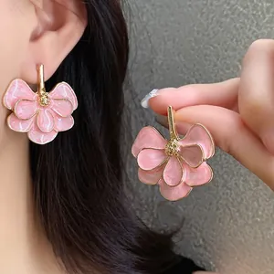 Luxury Alloy Ginkgo Leaf Flower Stud Earrings With 925 Sterling Silver Earring Post Pink Enamel Retro Sweet Jewelry For Women