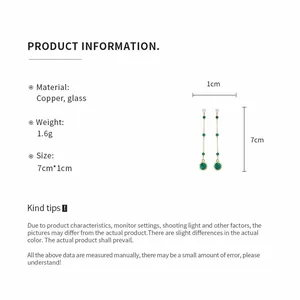 Produktinformationen für Quastenohrringe aus grünem Glas mit Material- und Größenangaben