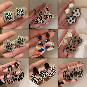 Orecchini a Bottone Geometrici con Stampa Leopardata Vintage Con Perno in Argento Sterling 925 Tessuto Lega Strass Orecchini per Donna