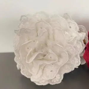 Elegant white lace flower hair claw clip with embroidered petals for sweet forest style