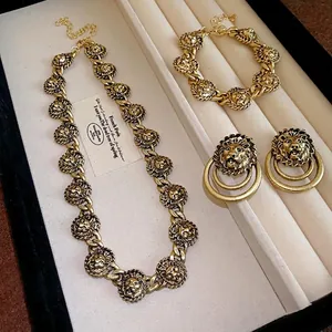 Set di gioielli vintage testa di leone con collana bracciale e orecchini oro