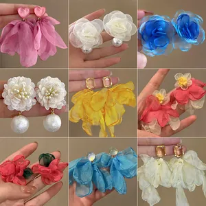 Summer Chic Chiffon Flower Stud Earrings For Women Elegant Fabric Floral Drop Earrings Artificial Pearl Rhinestone Jewelry