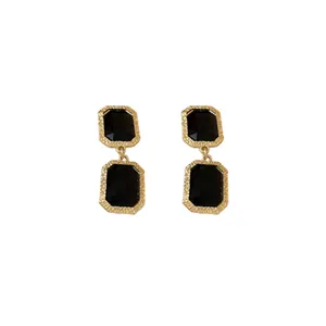 Vintage goldfarbene quadratische Ohrringe mit schwarzen Kristallen für Damen